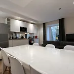 Apartment Magnifique Avec Terrasse, Parking Et Vue Sur L'ocean Pour 6 *