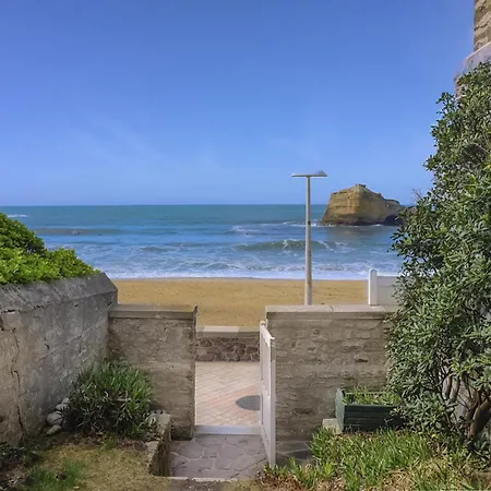 Magnifique Avec Terrasse, Parking Et Vue Sur L'ocean Pour 5 * 比亚里茨